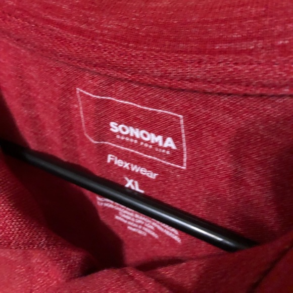 Red polo - Picture 2 of 2